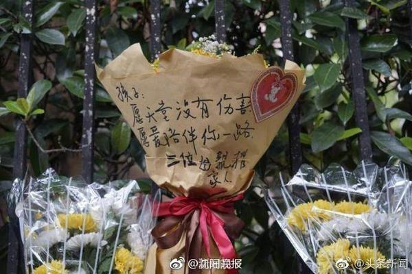 美记：勇士对比尔其实也没很感兴趣 除非他愿意接受一份底薪合同